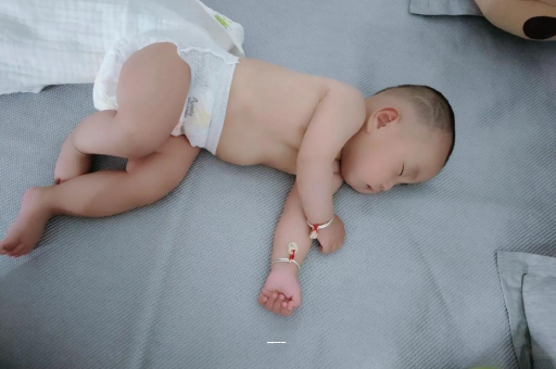 濮阳宝宝上火有眼屎